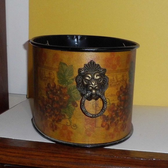 Oval Planter - Picture 2 of 6